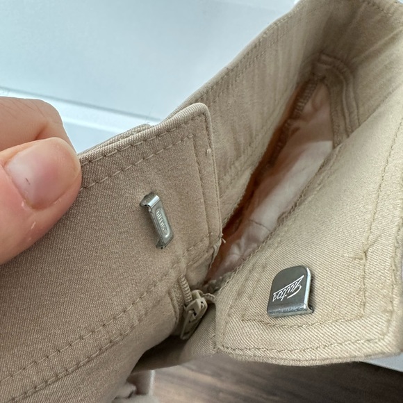 ROMFH Kids Equestrian Breeches (Size 18) - Picture 5 of 11